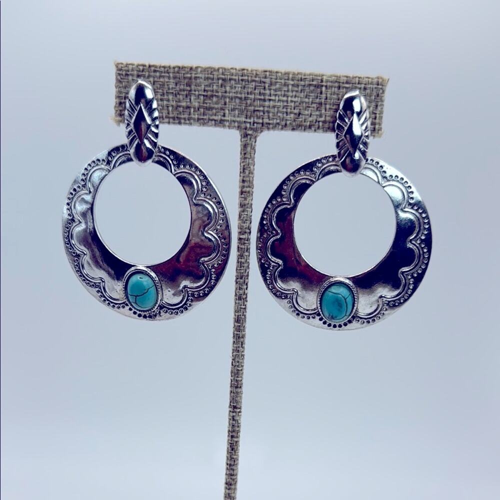NWT! Free People Silver and Blue Hoop Earrings with Southwestern Design - Picture 3 of 9